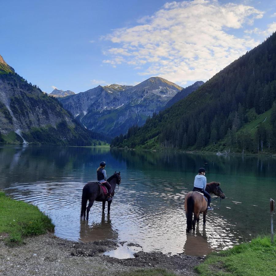 Suite Sinfonie Bergstille Grän Buitenkant foto